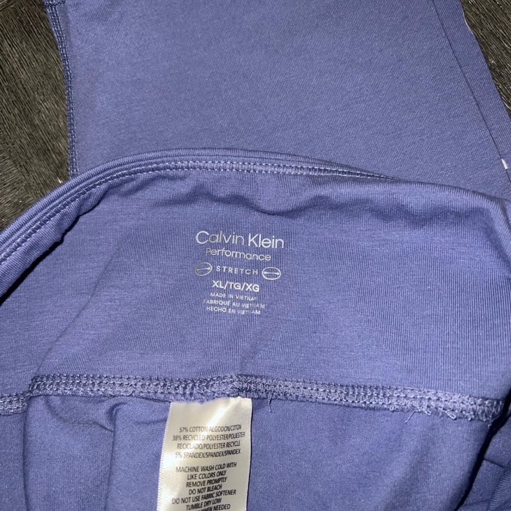 Calvin Klein performance top and bottom work out clothes bundle - Picture 4 of 6
